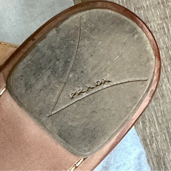PRADA Leather Nude Sandal 37 Tortoise Shell Style Chain Links Strappy Flat Italy - Picture 6 of 14
